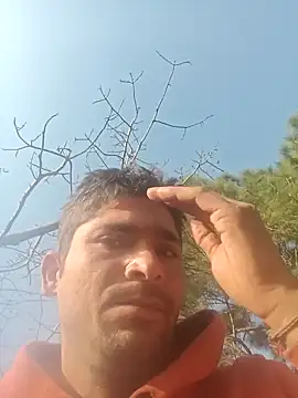 Snapshot of SunnyleoneBG chatting on 12.19.24 SunnyleoneBG online show from 12.19.24