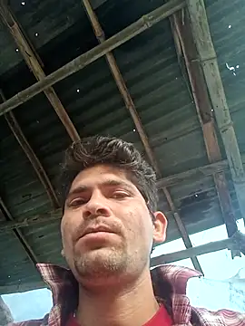 Snapshot of SunnyleoneBG chatting on 09.28.25 SunnyleoneBG online show from 09.28.25