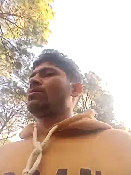 Snapshot of SunnyleoneBG chatting on 10.20.25 SunnyleoneBG online show from 10.20.25