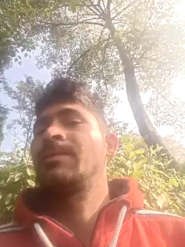 Snapshot of SunnyleoneBG chatting on 10.22.25 SunnyleoneBG online show from 10.22.25