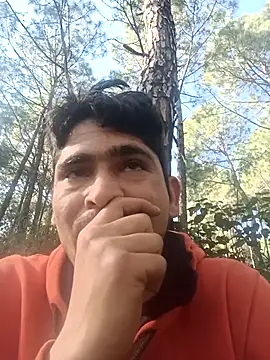 Snapshot of SunnyleoneBG chatting on 11.15.25 SunnyleoneBG online show from 11.15.25