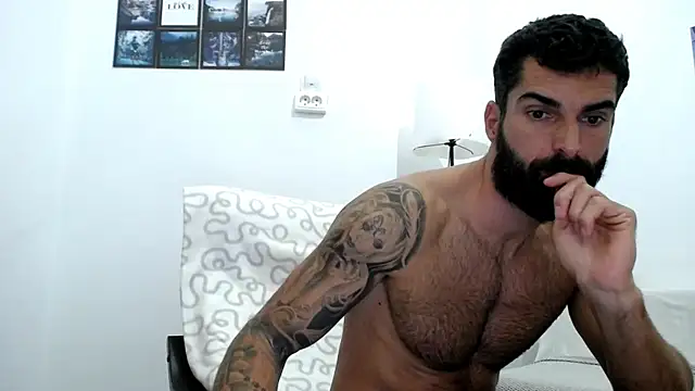 Verycutex online show from 10.26.25