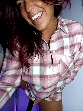 Snapshot of allyson22andy chatting on 12.06.24 allyson22andy online show from 12.06.24