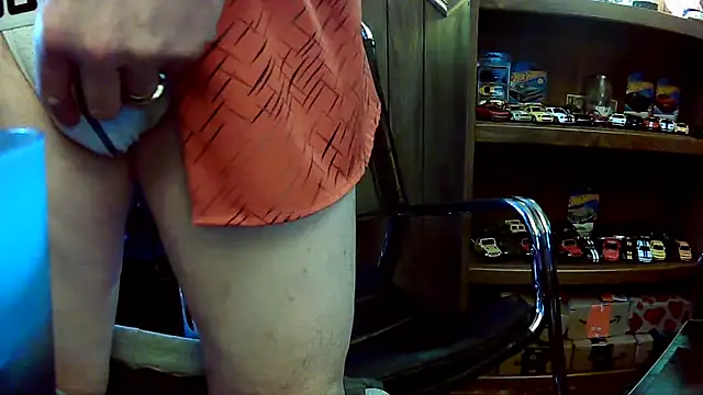 Snapshot of Makowboy chatting on 02.14.26 Makowboy online show from 02.14.26