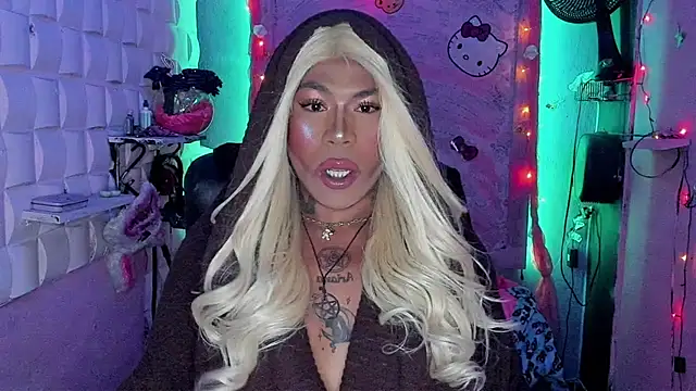 tsviolett online show from 12.16.24