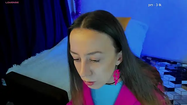 CurlySteph online show from 01.04.25