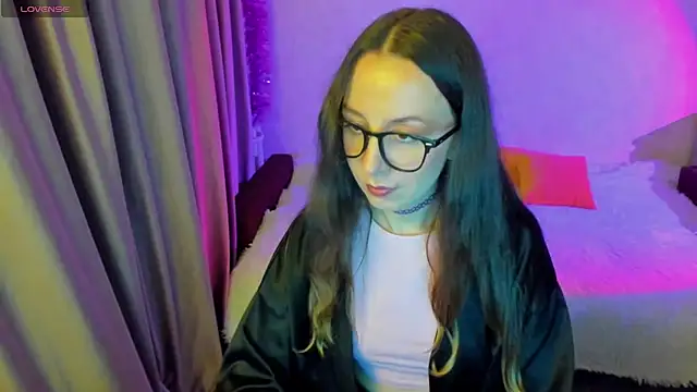 CurlySteph online show from 09.24.25