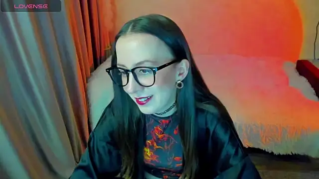 CurlySteph online show from 03.29.26