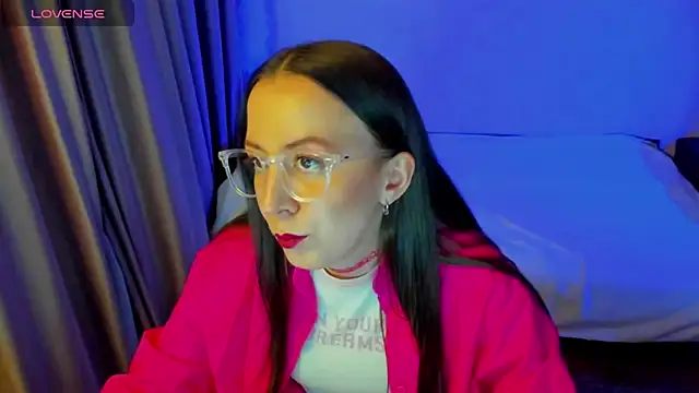 CurlySteph online show from 04.09.26