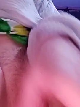 Snapshot of Amaya07 chatting on 09.26.25 Amaya07 online show from 09.26.25