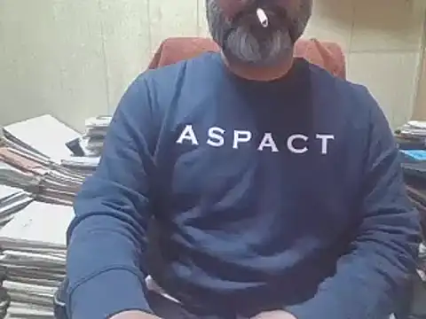 hairymaster95 online show from 11.16.25