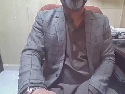 Snapshot of hairymaster95 chatting on 02.12.26 hairymaster95 online show from 02.12.26