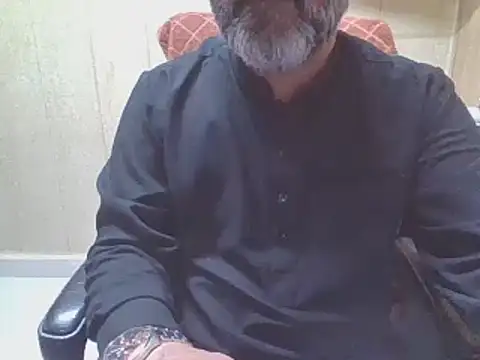 Snapshot of hairymaster95 chatting on 02.24.26 hairymaster95 online show from 02.24.26