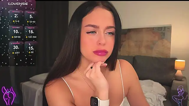 Megan Nilson online show from 02.08.25