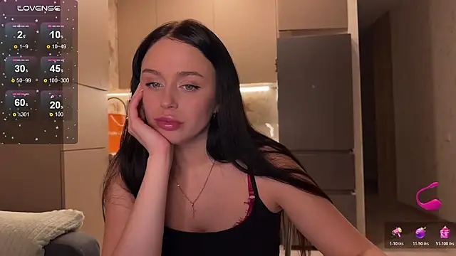 Megan Nilson online show from 04.10.26