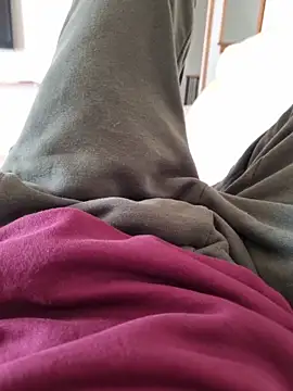 YourPersonall online show from 10.11.25