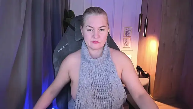 YolandaKiss online show from 02.27.25