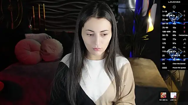 Snapshot of KylieMellow chatting on 01.09.26 KylieMellow online show from 01.09.26