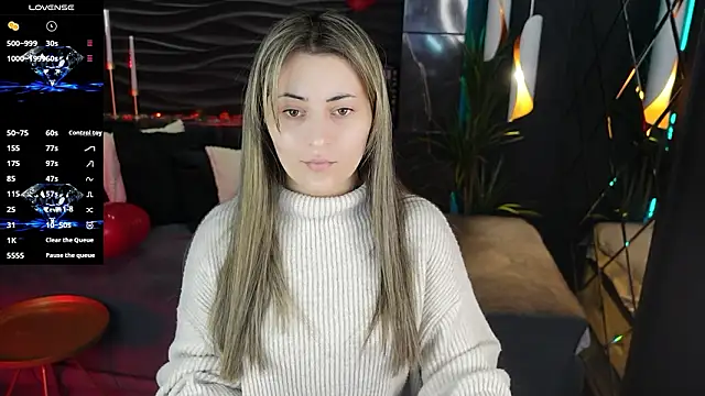 Snapshot of KylieMellow chatting on 02.07.26 KylieMellow online show from 02.07.26