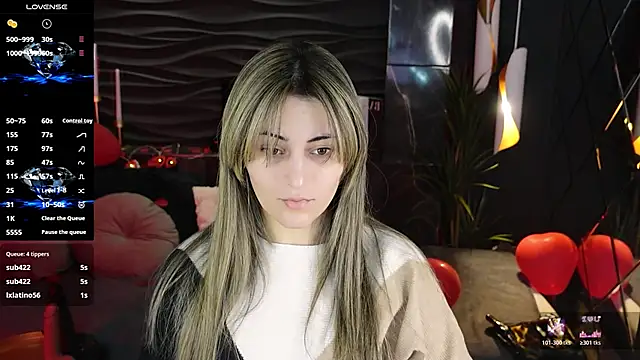 Snapshot of KylieMellow chatting on 02.15.26 KylieMellow online show from 02.15.26