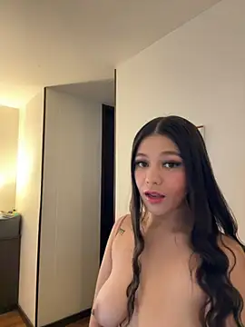 Alyshanon18 online show from 05.21.26