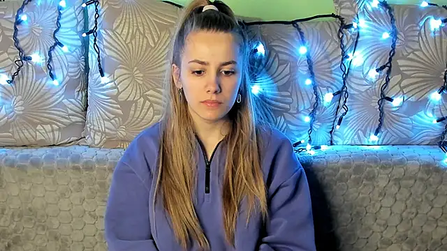 MaggieCake online show from 01.11.25