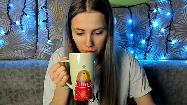 MaggieCake online show from 01.17.25