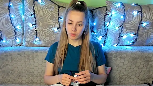 MaggieCake online show from 01.27.25