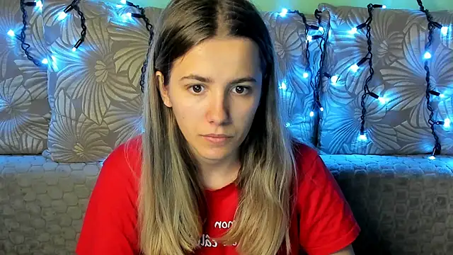 MaggieCake online show from 10.29.25