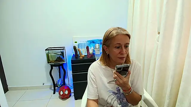 Naty Stone online show from 10.14.25