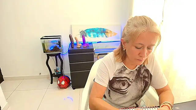 Naty Stone online show from 10.20.25