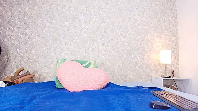 Snapshot of samanta_360 chatting on 10.12.25 samanta 360 online show from 10.12.25