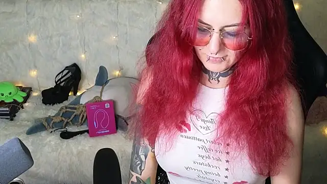 Ginger Stay online show from 10.23.25