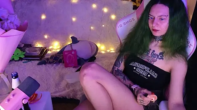 Snapshot of Ginger_Stay chatting on 02.02.26 Ginger Stay online show from 02.02.26