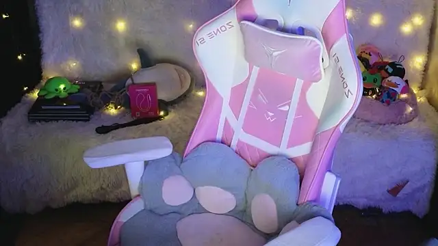 Snapshot of Ginger_Stay chatting on 02.26.26 Ginger Stay online show from 02.26.26