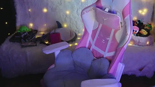 Ginger Stay online show from 04.03.26