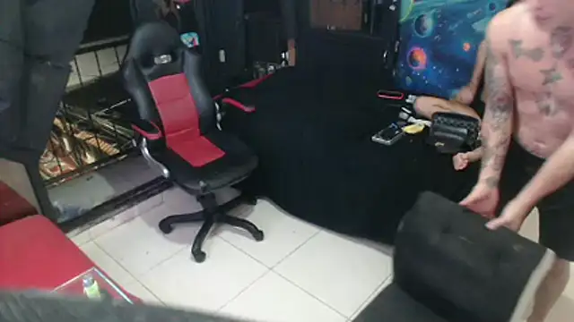 dounolimist777 online show from 12.19.25