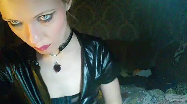 WildMissNiks online show from 12.02.24