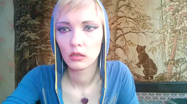 WildMissNiks online show from 02.05.25