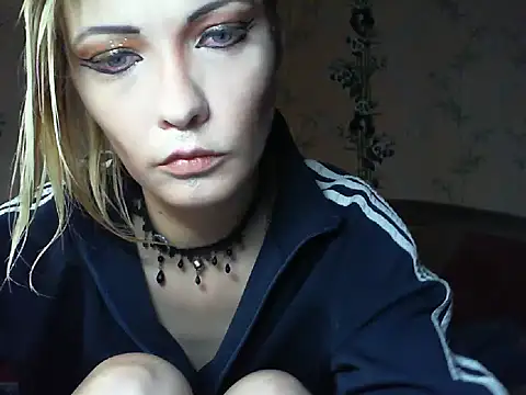 Snapshot of WildMissNiks chatting on 07.08.26 WildMissNiks online show from 07.08.26