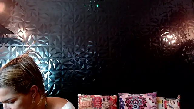 PINK  LOLA1 online show from 03.03.26