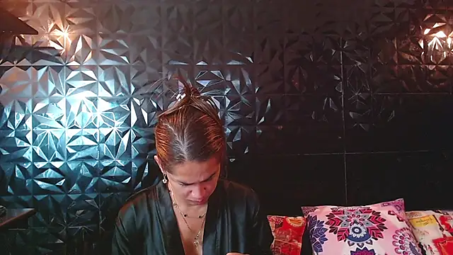 PINK  LOLA1 online show from 03.15.26