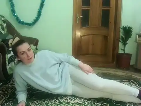 Snapshot of AngelTough20 chatting on 01.03.25 AngelTough20 online show from 01.03.25