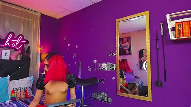 Snapshot of kilian_hot chatting on 10.01.25 kilian hot online show from 10.01.25