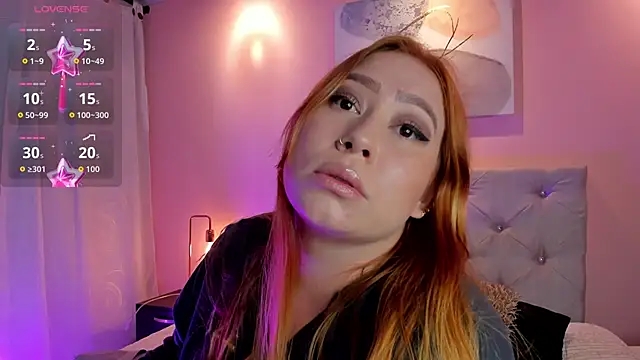 Snapshot of hannamartinn chatting on 11.20.25 hannamartinn online show from 11.20.25