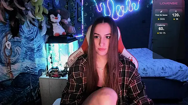 Snapshot of Selbi_Paine chatting on 05.19.26 Selbi Paine online show from 05.19.26