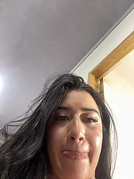 KallyMyller1 online show from 03.25.26