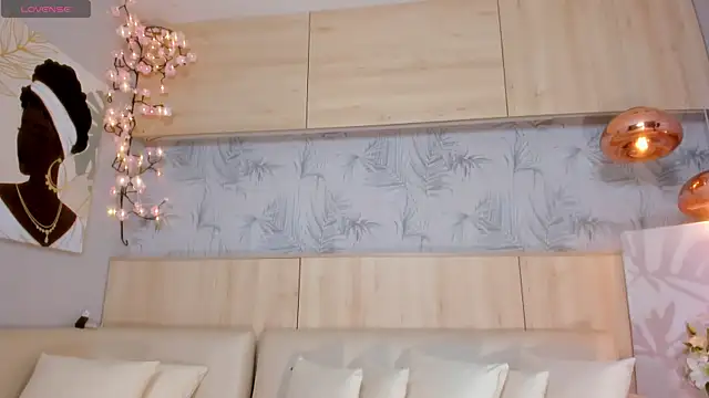 maryevans  online show from 10.29.25