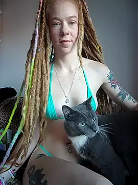 LucidLucy online show from 10.08.25