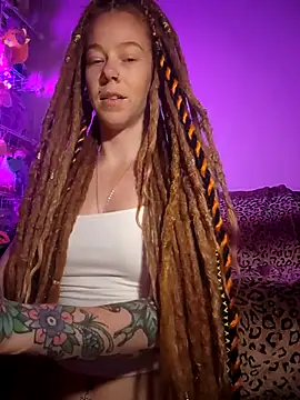 LucidLucy online show from 11.05.25